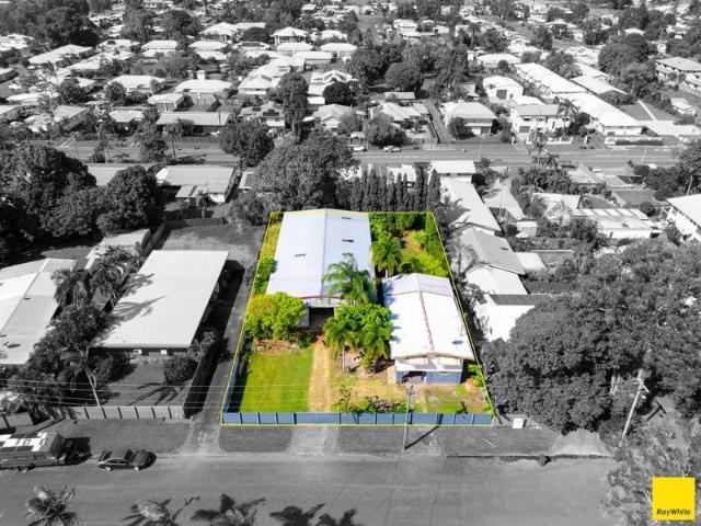 Massive Allotment with Huge Shed, Character Queenslander and Unlimited Upside!