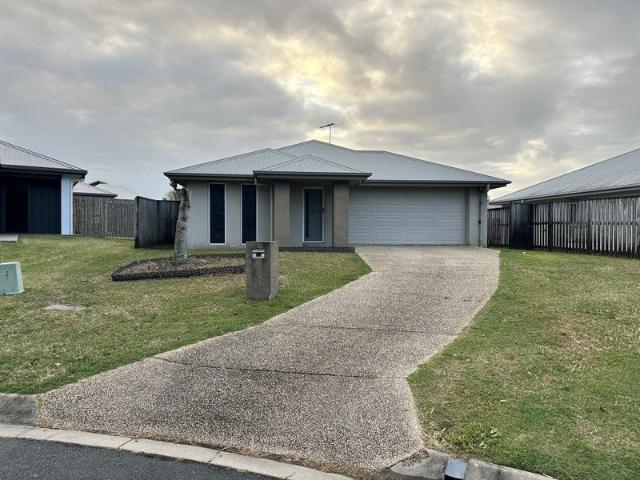 Massive backyard, don't let the frontage fool you!