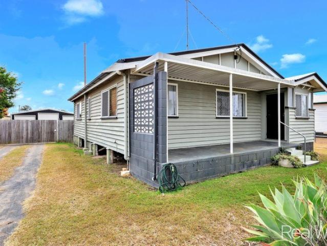 Massive Block, Huge Shed & Endless Potential!