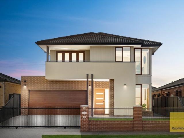Massive Double Story Layout. Unbeatable Derrimut Location