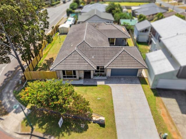 MASSIVE FAMILY HOME MORE THAN MEETS THE EYE
