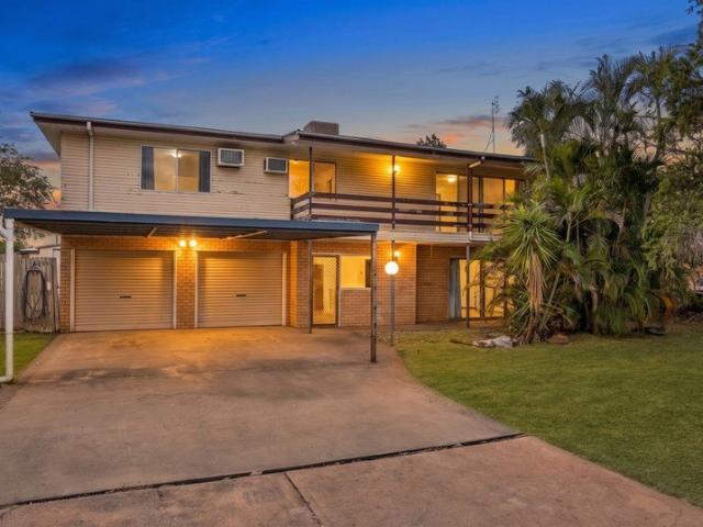 Massive Family Living with Space, Versatility & Investment Potential