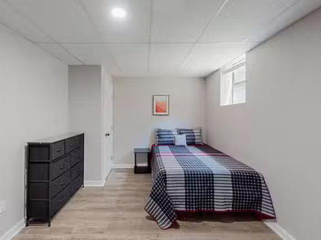 Massive 3,800 Sqft Renovated Home in Decatur! Relaxing Backya.