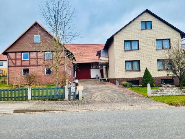 Massivhaus mit großem Grundstück in Landolfshausen zu verkaufen!