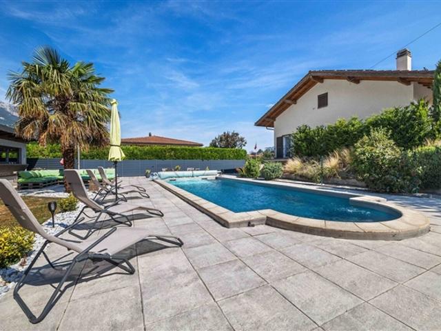 Massongex – Villa 6,5 Zimmer mit Pool und Garten