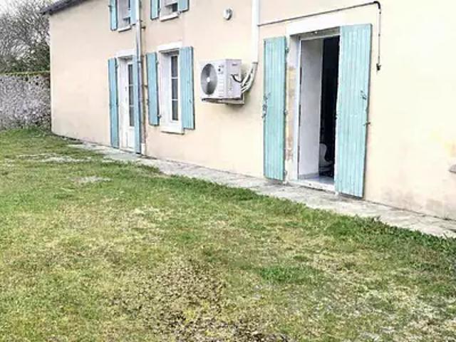 Ballans 17160 Achat / Vente maison 5 pièces t5 jardin