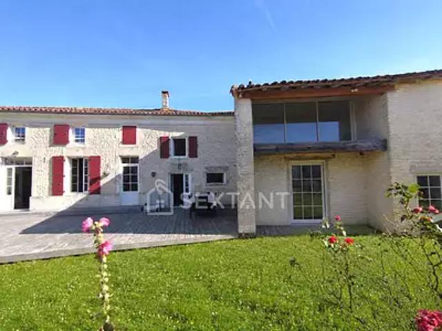 Matha 17160 Achat / Vente maison 6 pièces t6 terrasse balcon