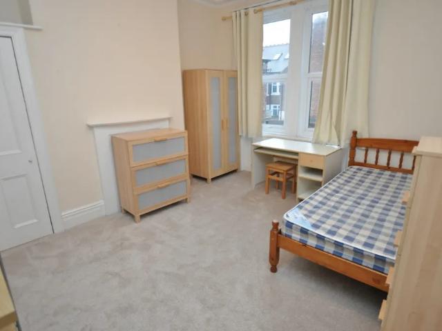 Mathieson Court, London, SE1