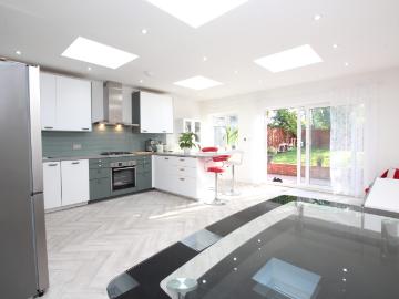 MATHUEN ROAD, EDGWARE, MIDDLESEX, HA8 6EU