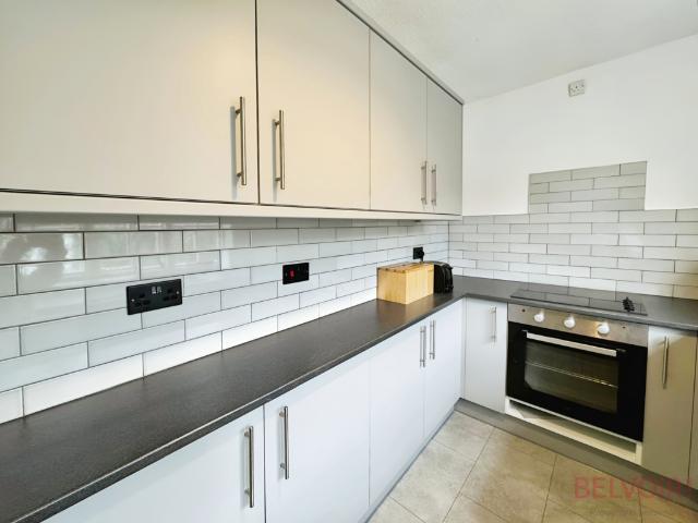 Matlock Court, Nottingham NG1 4 bed coach house to rent £2,080 pcm £480 pw