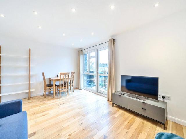 Matson House, Slippers Place, Canada Water, London, SE16 2ER, United Kingdom | 2 bed apartment for rent #119532966 | Rentberry