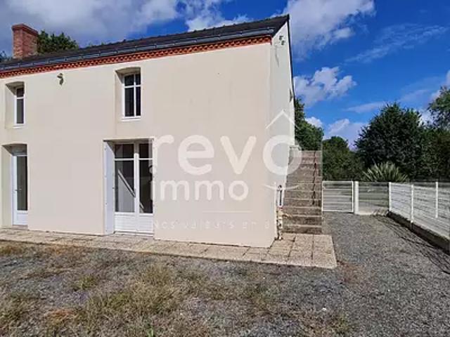 Mauves sur Loire 44470 Achat / Vente maison 3 pièces t3 au dernier étage