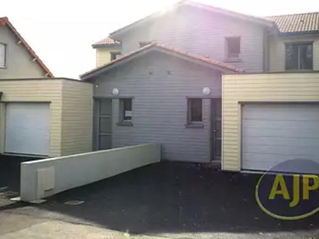 Mauves sur Loire 44470 Location maison 4 pièces t4 au dernier étage parking