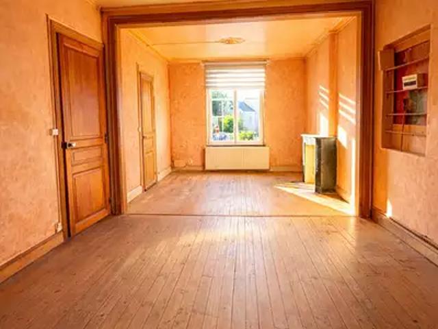 Maubeuge 59600 Achat / Vente maison 4 pièces t4 au dernier étage cave