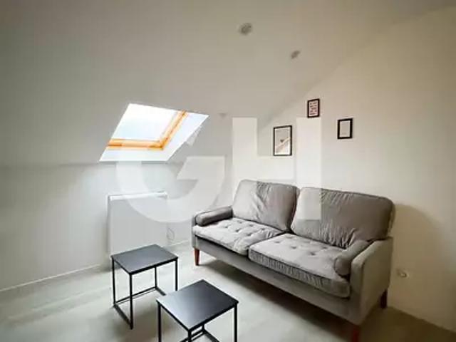 Maubeuge 59600 Location appartement 2 pièces t2 au dernier étage