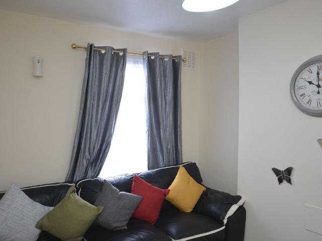 Maud Road, London E13, 1 bed flat to rent, £1,400 pcm | PrimeLocation