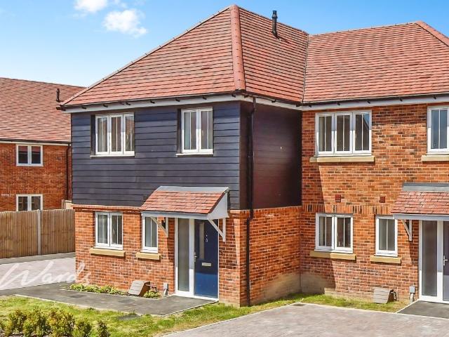 Maude Close, New Romney TN28, 3 bed semi detached house to rent, £1,675 pcm | PrimeLocation