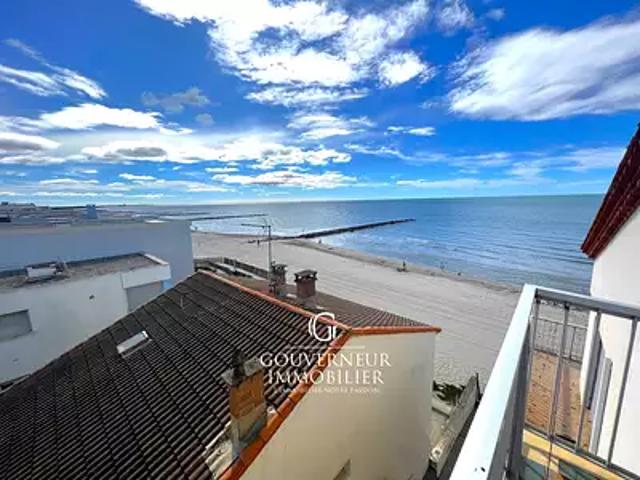 Mauguio 34130 Location appartement 1 pièce t1 au dernier étage