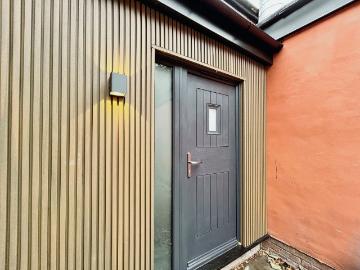 Mauldeth Road, Manchester, Greater Manchester M14, 2 bed flat to rent, £1,250 pcm | PrimeLocation