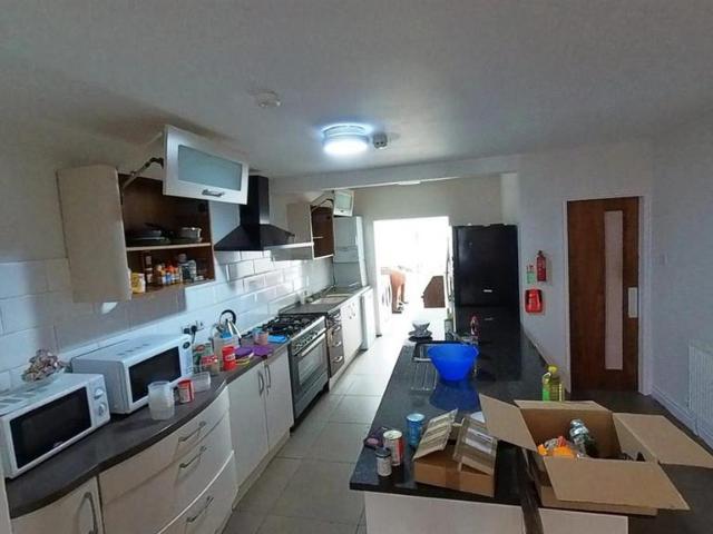 Mauldeth Road, Manchester M20 10 bed house to rent £6,717 pcm £1,550 pw
