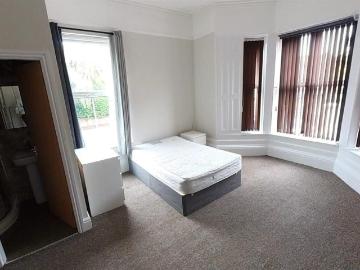 Mauldeth Road, Manchester M20, 1 bed semi detached house to rent, £607 pcm | PrimeLocation