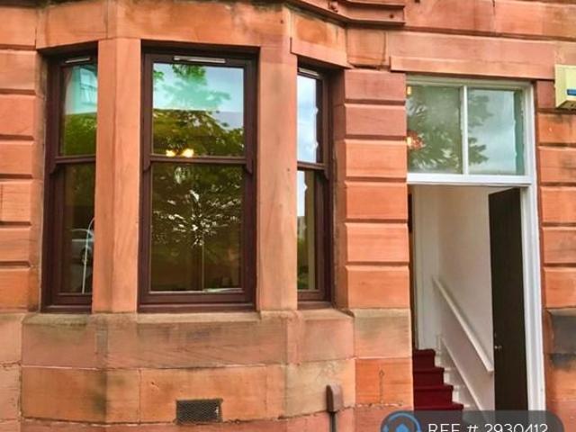 Maule Drive, Glasgow, G11 3 bed flat to rent £1,999 pcm £461 pw