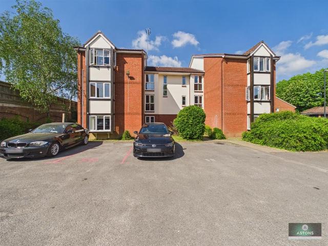 Maunsell Park, Pound Hill RH10, 1 bed flat to rent, £1,195 pcm | PrimeLocation