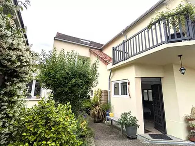Maurecourt 78780 Achat / Vente maison 7 pièces t7 parking