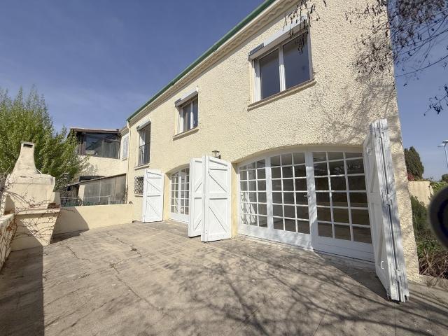 MAURIN MAISON FAMILIALE D’ENVIRON 120M2 AUX BEAUX VOLUMES