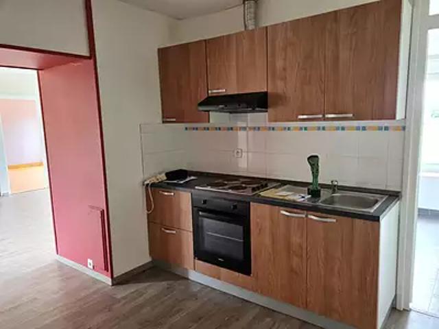 Mauron 56430 Location appartement 3 pièces t3 au dernier étage cave