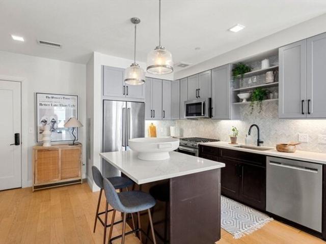 Maverick St Unit,boston, Condo For Sale