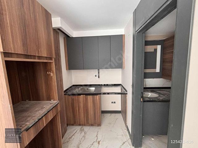 MAVİBULVARDA İKRAM DONDURMA CİVARI SIFIR 1+1 SATILIK DAİRE