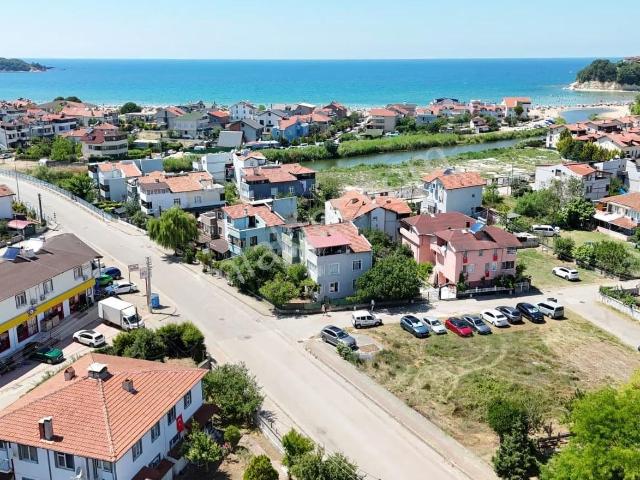 Mavi Bayraklı Kefken Kumcağızda Bahçeli Müstakil Triblex