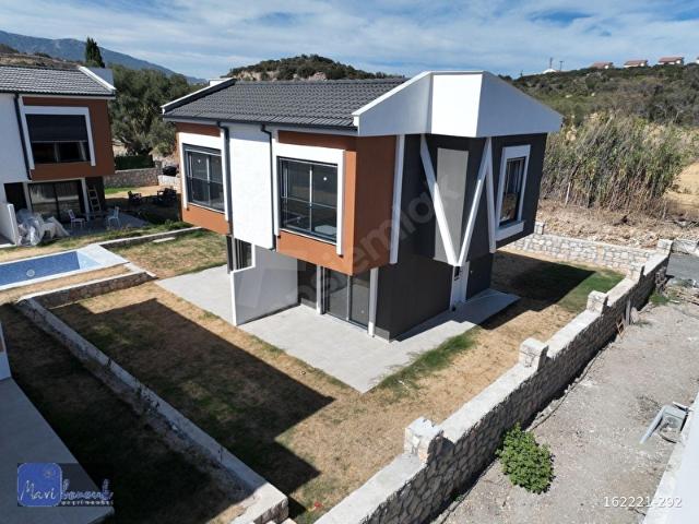 MAVİ BONCUK'TAN Merkezi Konumda Site İçi 2+1 Dubleks Villa
