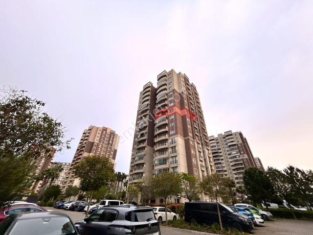 Mavişehir Soyak A Etap'ta Kiralık 3+1, 134 M² Köşe Ara Kat Daire