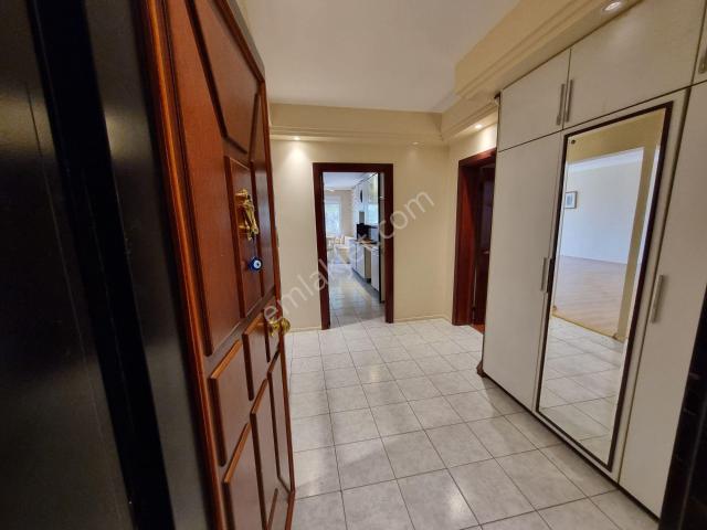 Mavişehir Selçuk Blokları'nda, Satılık 3+1 Ferah Yaşam Alanı