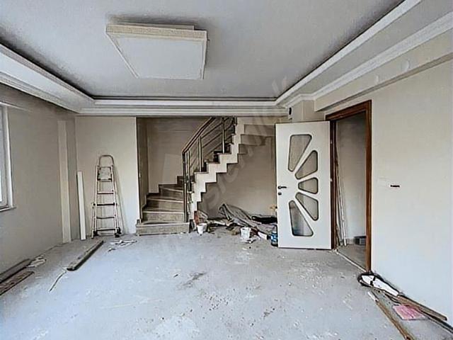 MAVİ EMLAKTAN İHSANİYE MAHALLESİNDE 3+1 SATILIK DUBLEKS DAİRE !