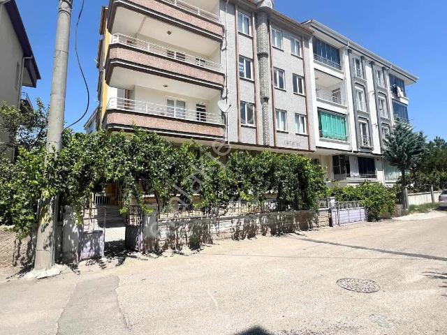 Mavi Emlaktan Kiralık Geniş 3+1 Daire