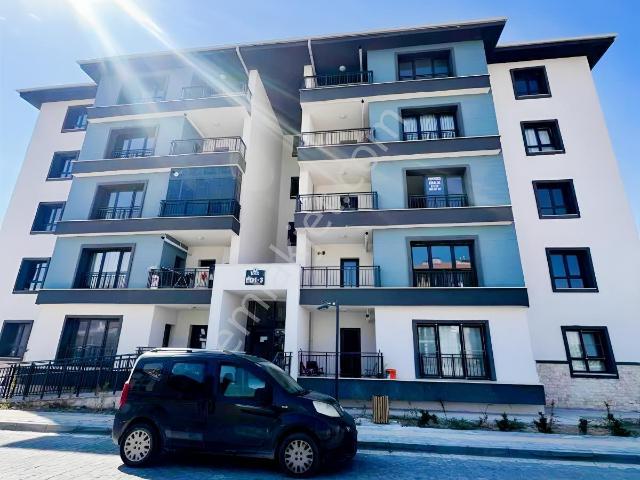 Mavi Emlaktan Yeni Tokide 3+1 Daire