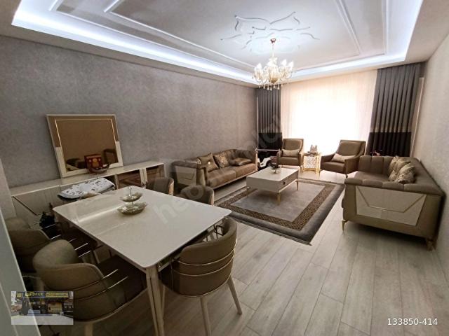 MAVİKENT MAH.724 GÜVENLİKLİ SİTE İÇERİSİNDE 3.5+1 SATLIK DAİRE