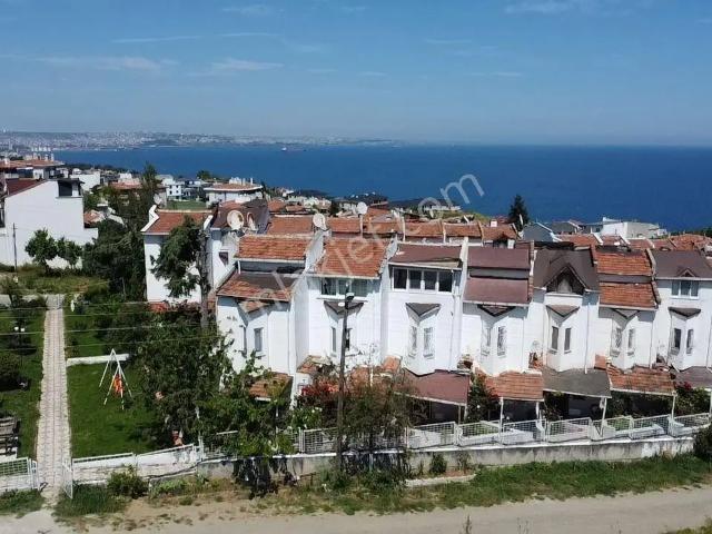 Mavi'nin Kalbinde Muhteşem Manzaralı Villa