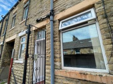 Mavis Street, Bradford BD3, 2 bed terraced house to rent, £650 pcm | PrimeLocation