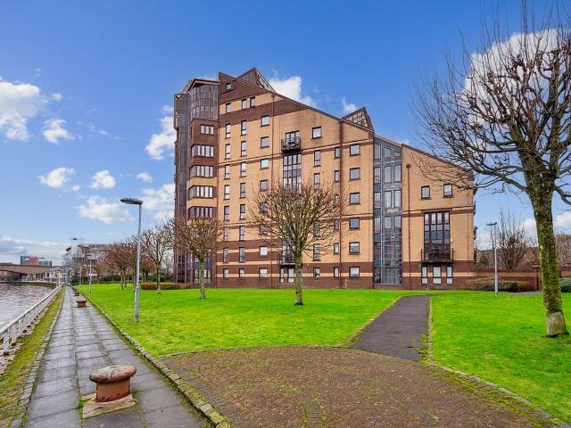 Mavisbank Gardens, Flat 14, Festival Park, Glasgow G51, 3 bed flat to rent, £1,395 pcm | PrimeLocation