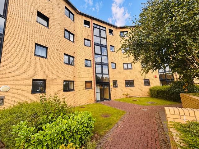 Mavisbank Gardens, Kinning, Glasgow, G51