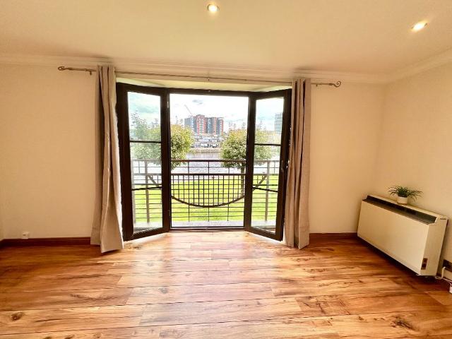 Mavisbankbank Gardens, Kinning Park, Glasgow, G51 1HG