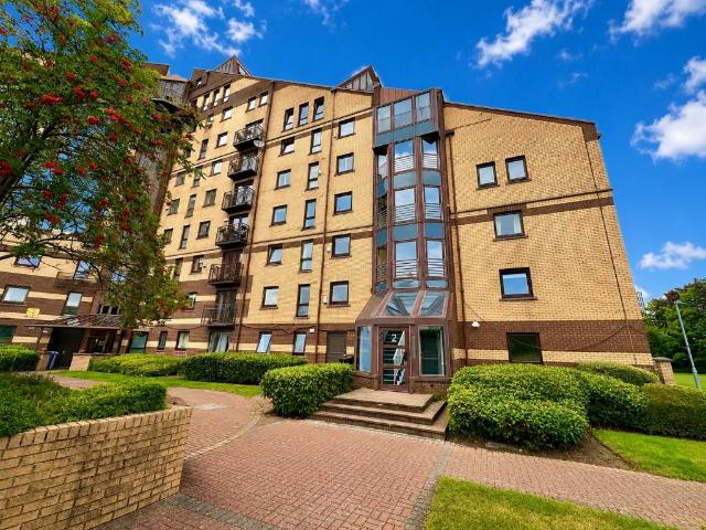 Mavisbankbank Gardens, Kinning Park, Glasgow G51, 2 bed flat to rent, £1,250 pcm | PrimeLocation