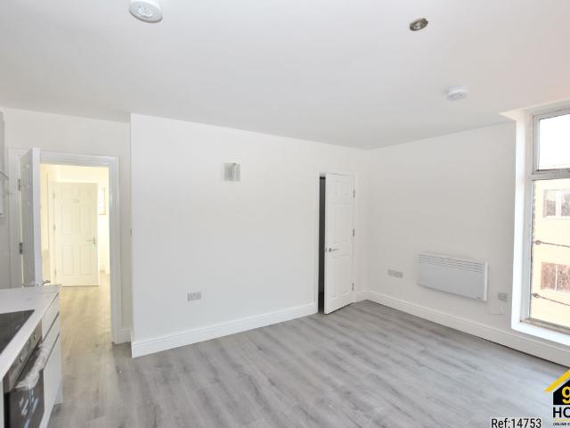 Mawdsley Street, Bolton, Greater Manchester BL11, 1 bed flat to rent, £750 pcm | PrimeLocation