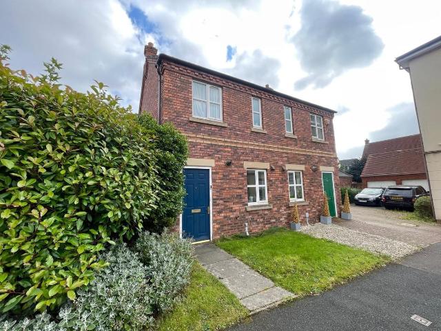 Maxtock Avenue, Lichfield WS13, 2 bed property to rent, £1,150 pcm | PrimeLocation