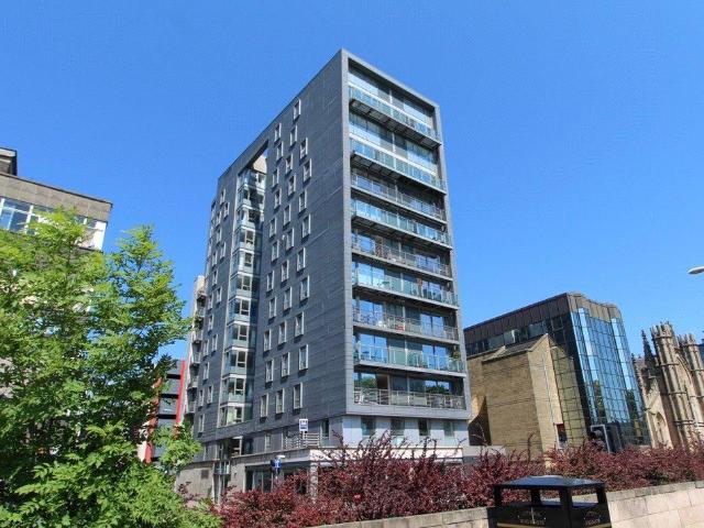 Maxwell Street, Glasgow, G1 2 bed flat to rent £1,495 pcm £345 pw