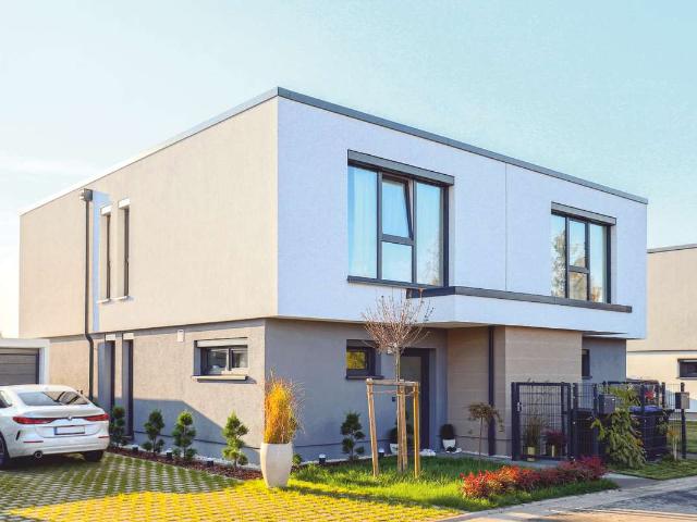 Max Planck Str. Chemnitz KfW40 Doppelhaus mit Wärmepumpe und Photovoltaik